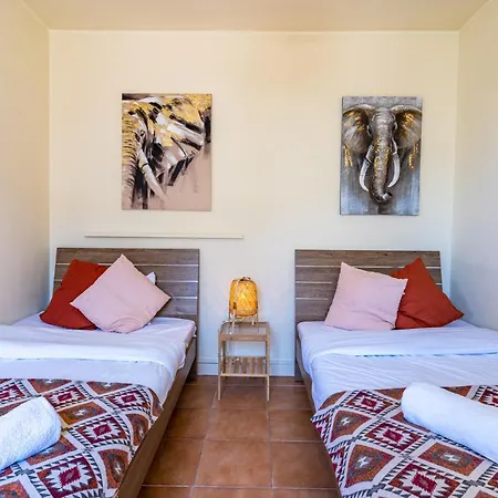Celine's 2 Bedrooms In Center * 拉纳卡
